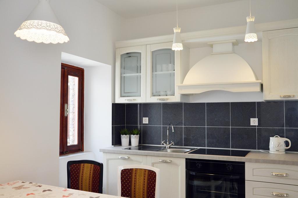 Apartment Kairos Zadar Oda fotoğraf